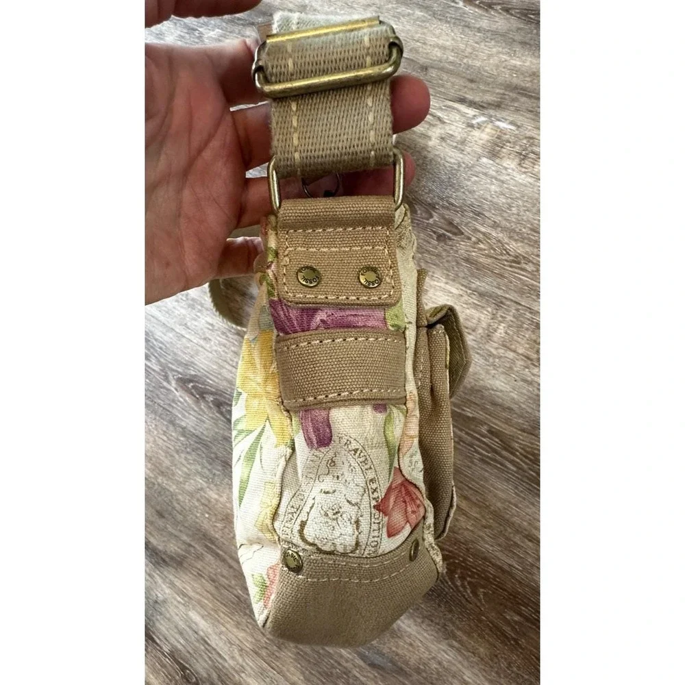 Fossil vtg floral